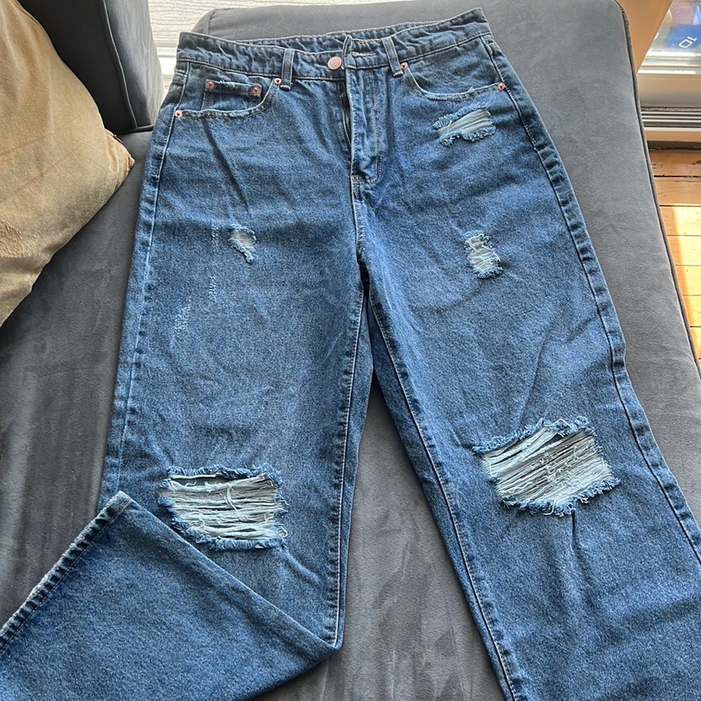 Fashion Jeans w/ Brass details.